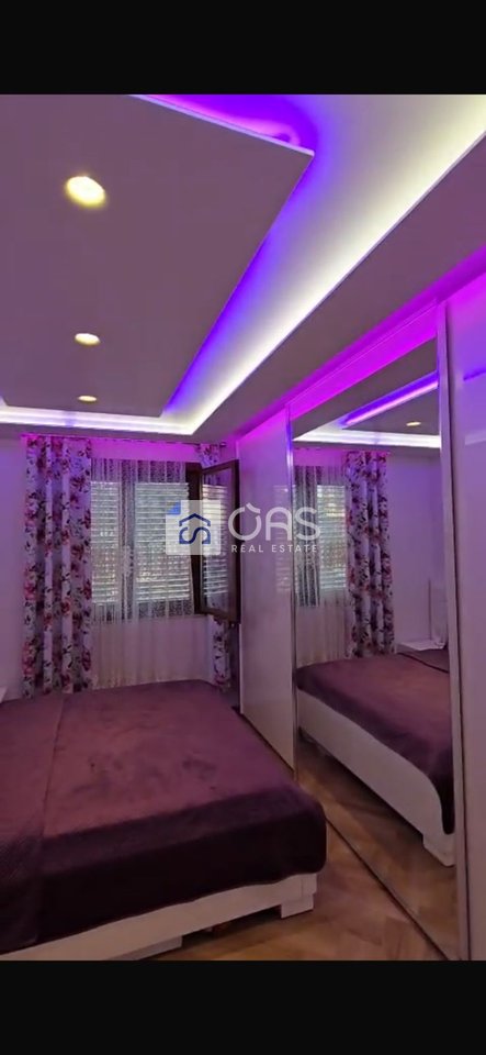 Shitet apartament 3+1+2 tek Fusha e Aviacionit