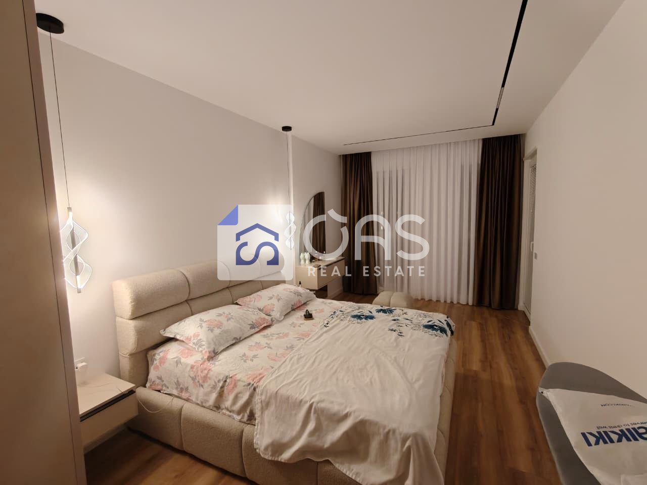 Vendesi Appartamento 2+1 complesso Universcity