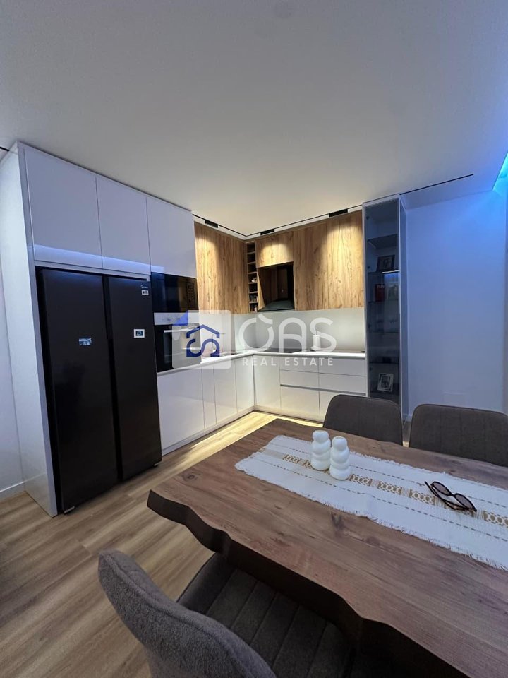 Vendesi Appartamento 2+1 complesso Universcity