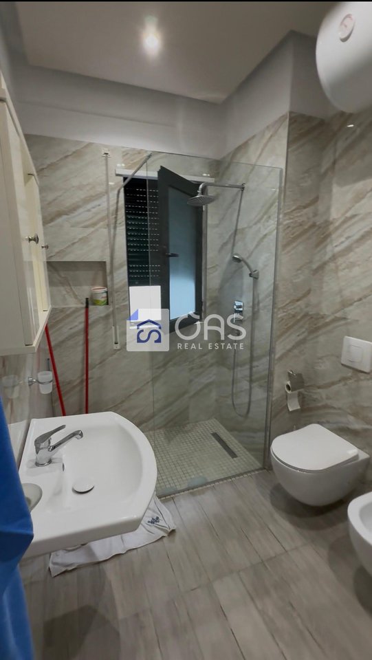 Appartamento 1+1 in affitto ad Astir con posto auto.