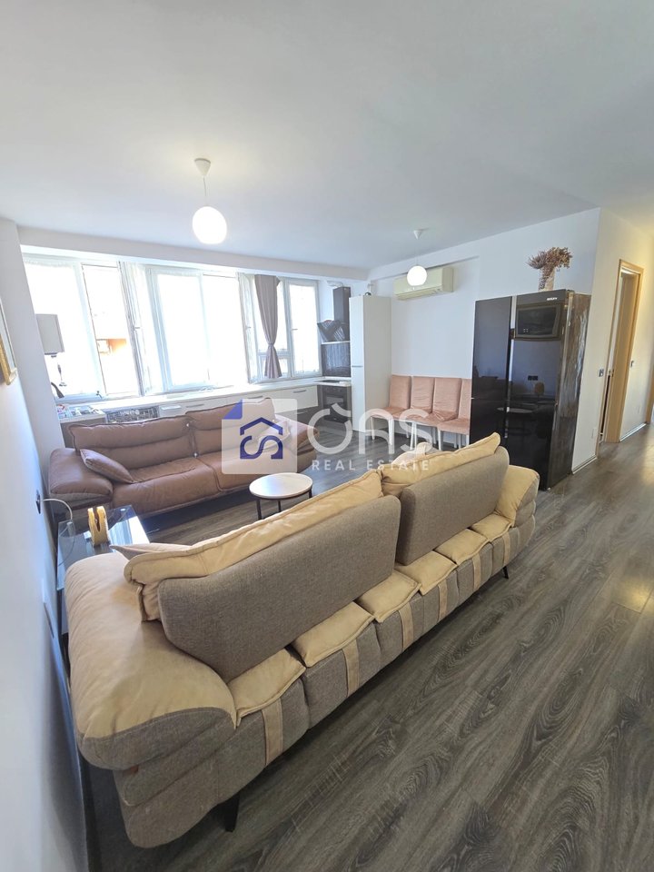 Shitet apartament  2+1 Ish Fusha Avacionit