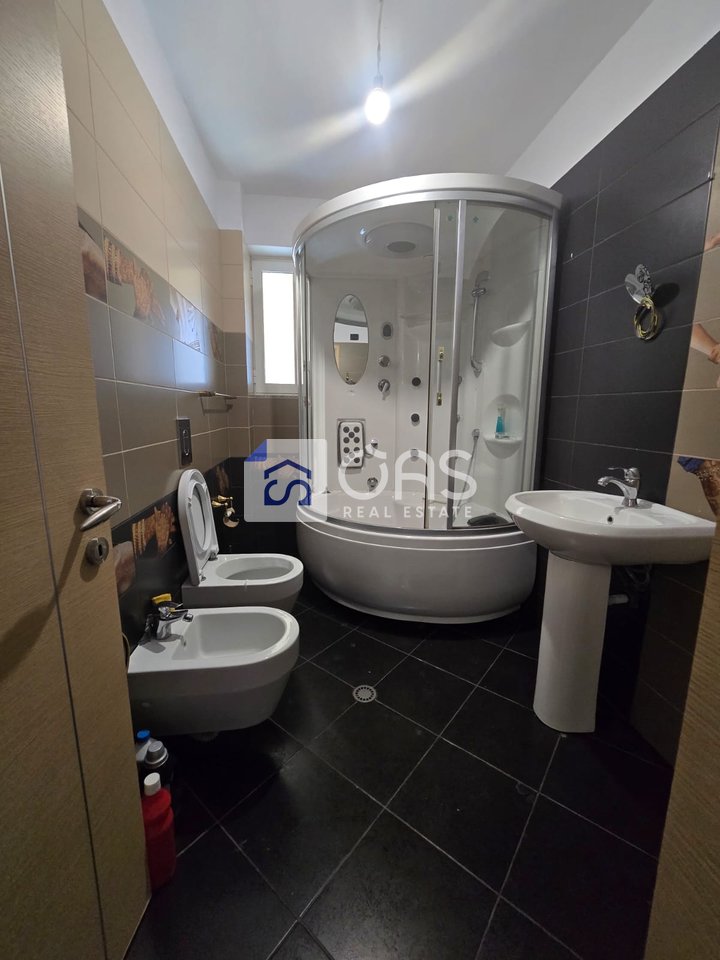 Shitet apartament  2+1 Ish Fusha Avacionit