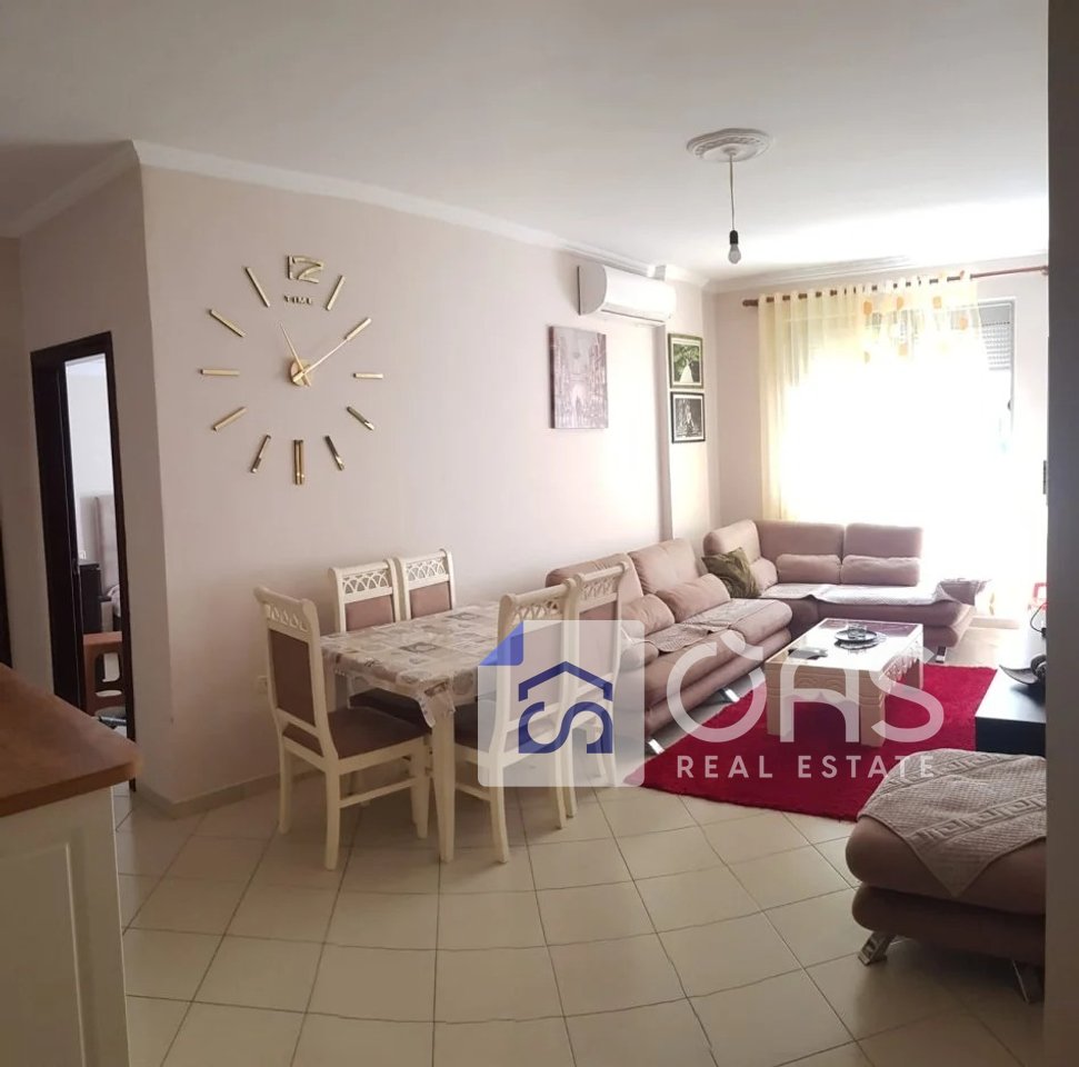 Jepet apartament me qera 2+1 Yzberisht