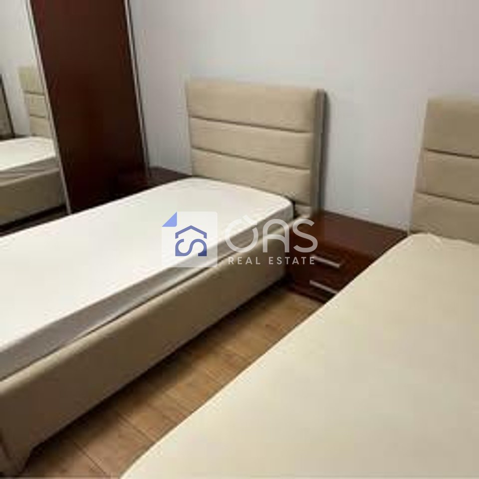 Jepet apartament me qera 1+1 Myslym Shyri