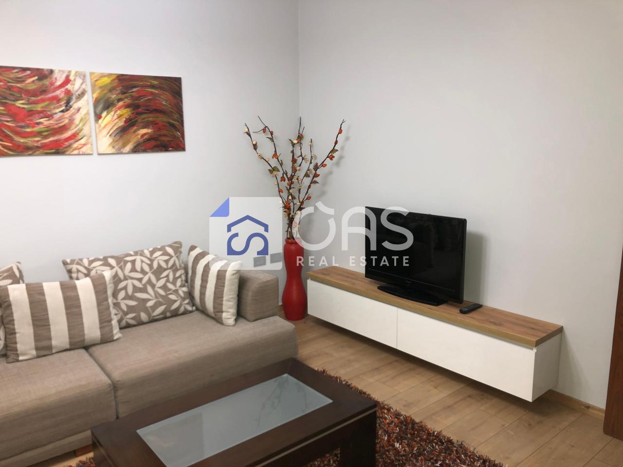 Jepet apartament me qera 1+1 Myslym Shyri