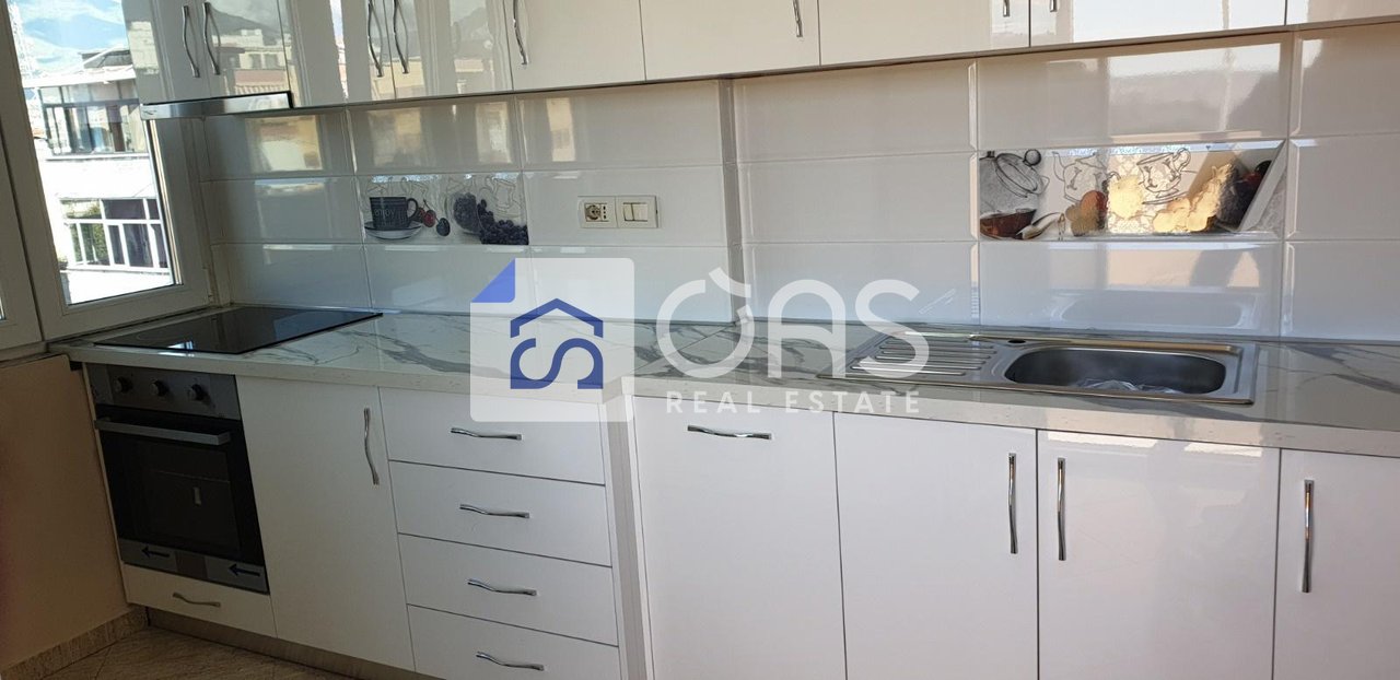 1+1 apartment for rent on Bradhyl Street