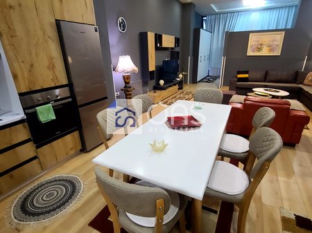 Appartamento in affitto 1+1 Dry Lake con posto auto