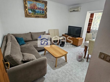 Jepet me qera apartament 1+1 te Shkolla e Baletit