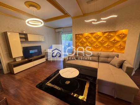 Jepet me qera apartament 2+1 te Liqeni i Thate