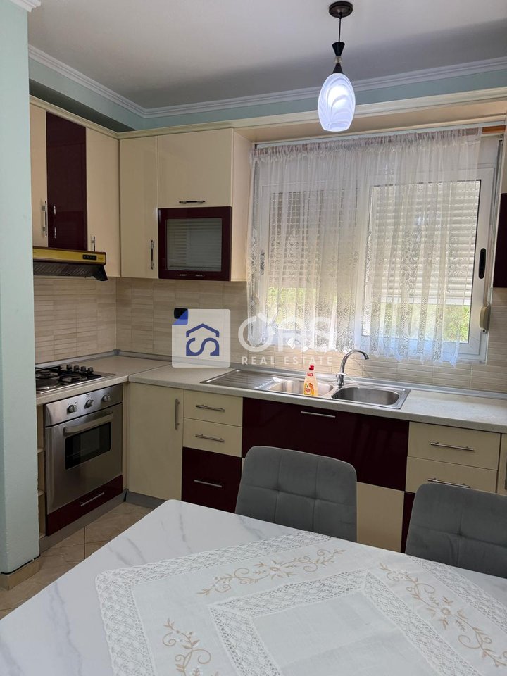 Jepet me qera apartamenti 2+1 Materniteti i ri