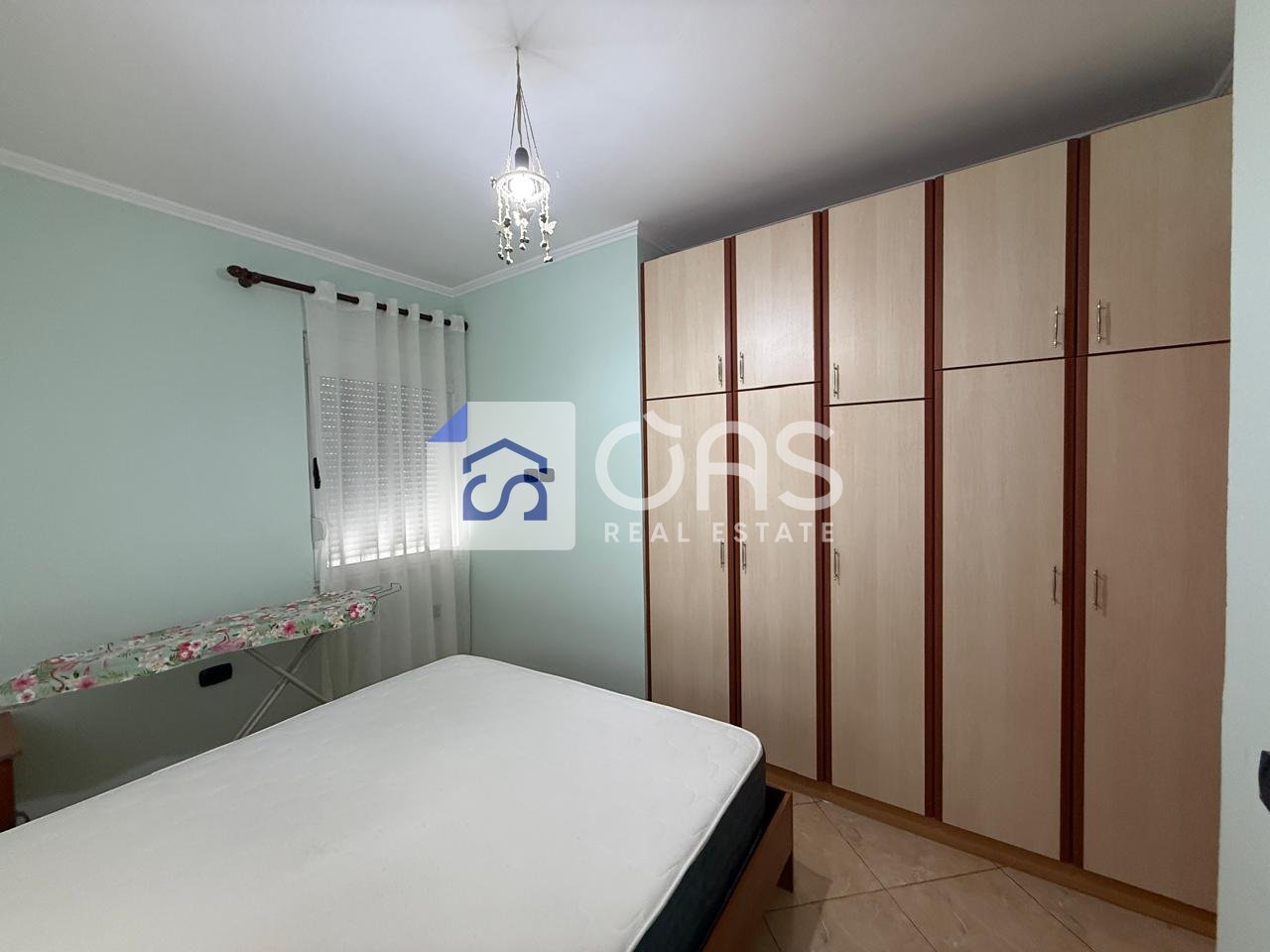 Jepet me qera apartamenti 2+1 Materniteti i ri