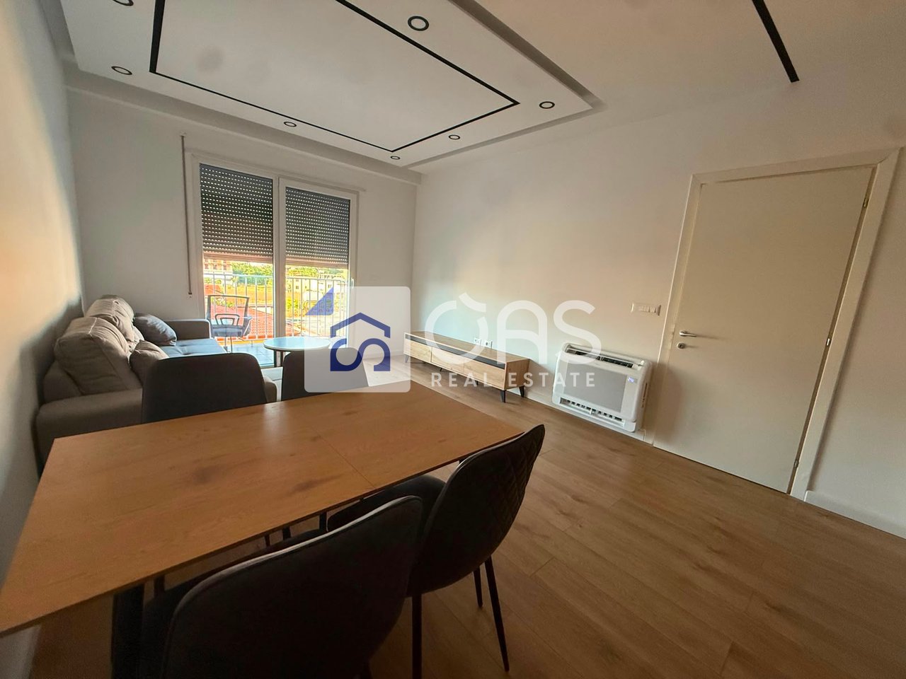 Jepet me qera apartamenti 1+1 Astir