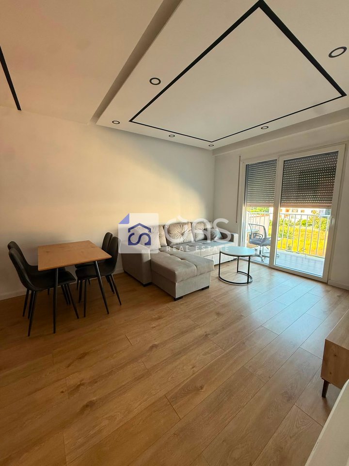 Jepet me qera apartamenti 1+1 Astir