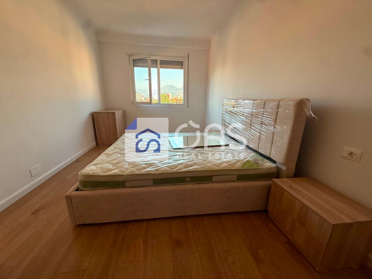 Jepet me qera apartamenti 1+1 Astir