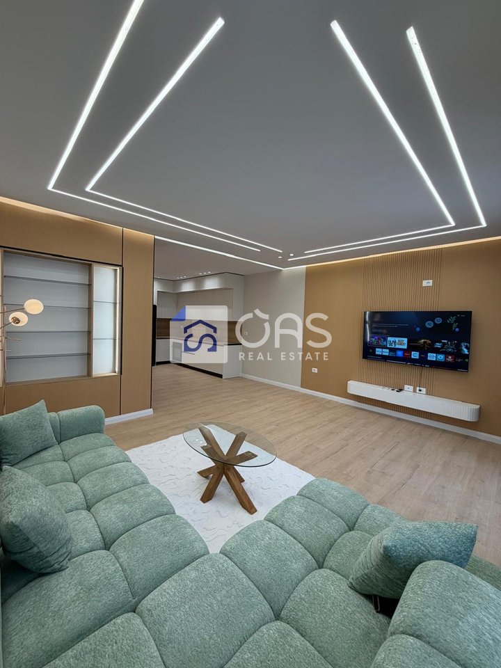 Shitet apartament 2+1 Yzberisht