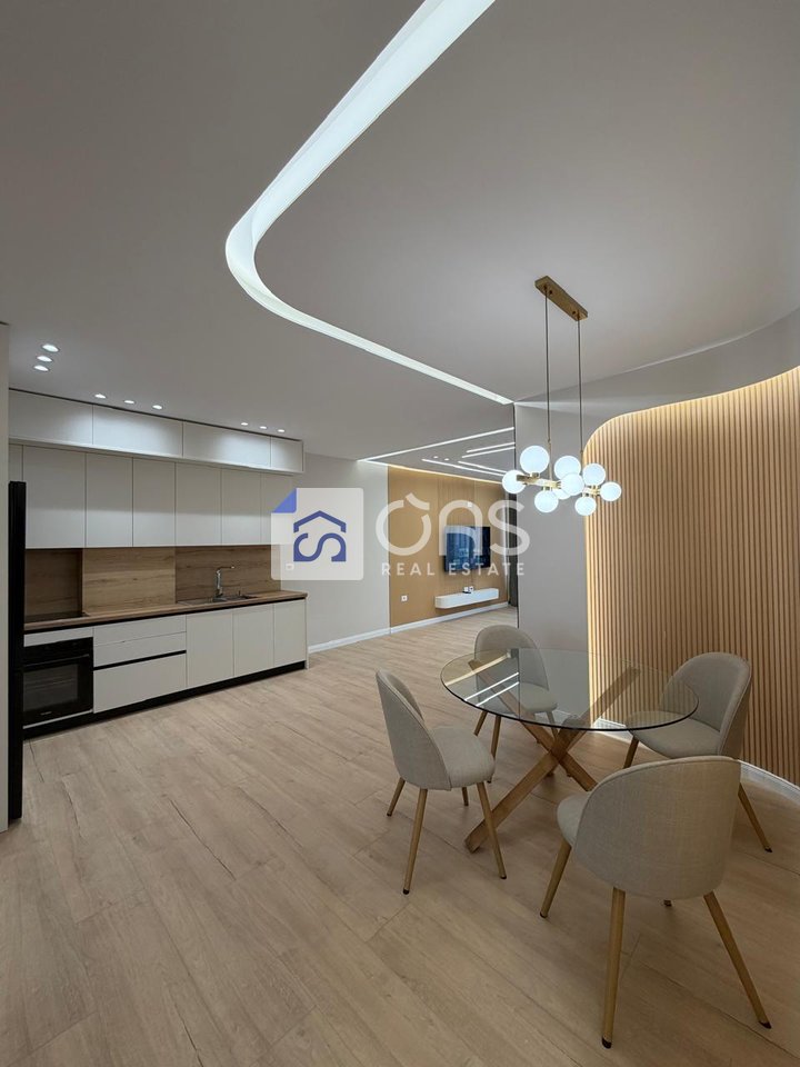 Shitet apartament 2+1 Yzberisht