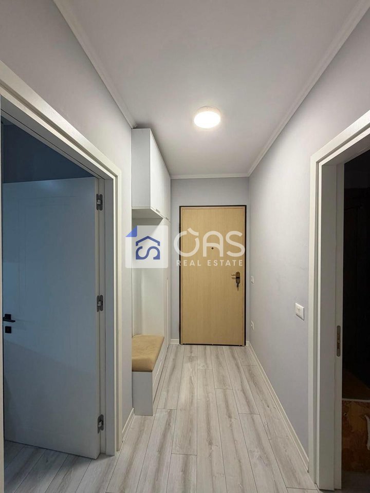 Jepet apartament me qera 1+1 te Liqeni i Thate