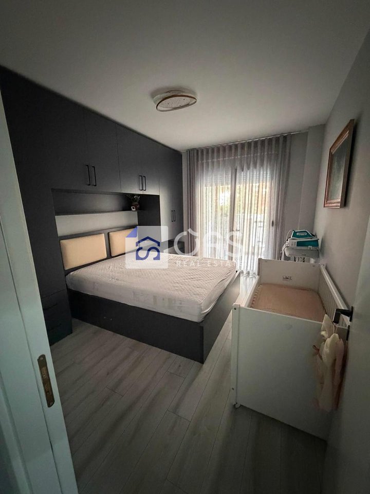 Jepet apartament me qera 1+1 te Liqeni i Thate