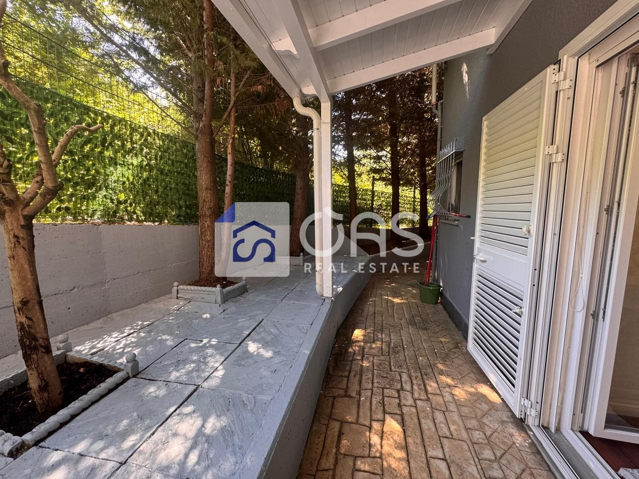 Jepet me qera apartament 2+1 te Liqeni i Thate