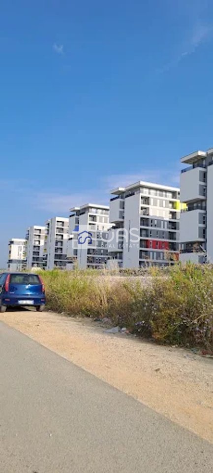 Shitet apartament 2+1 tek Univers City
