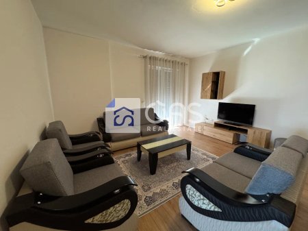 Jepet me qera  Apartament 2+1 me post parkimi Paskuqan