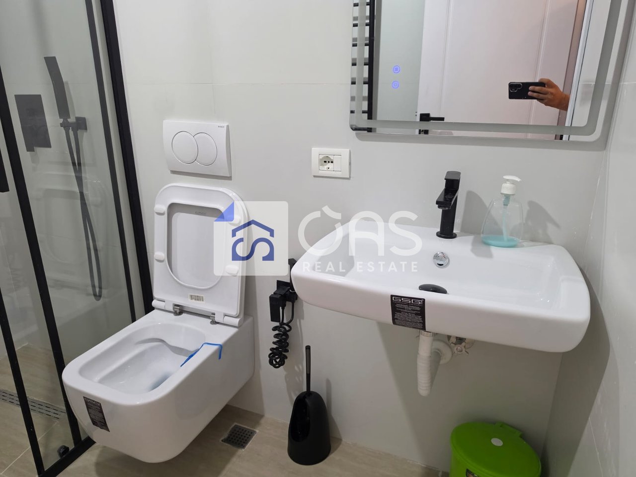 Jepet apartament me qera 2+1 Rruga e Kavajes