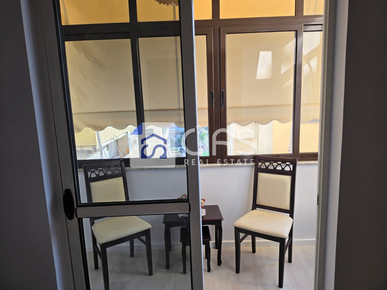 Jepet apartament me qera 2+1 Rruga e Kavajes