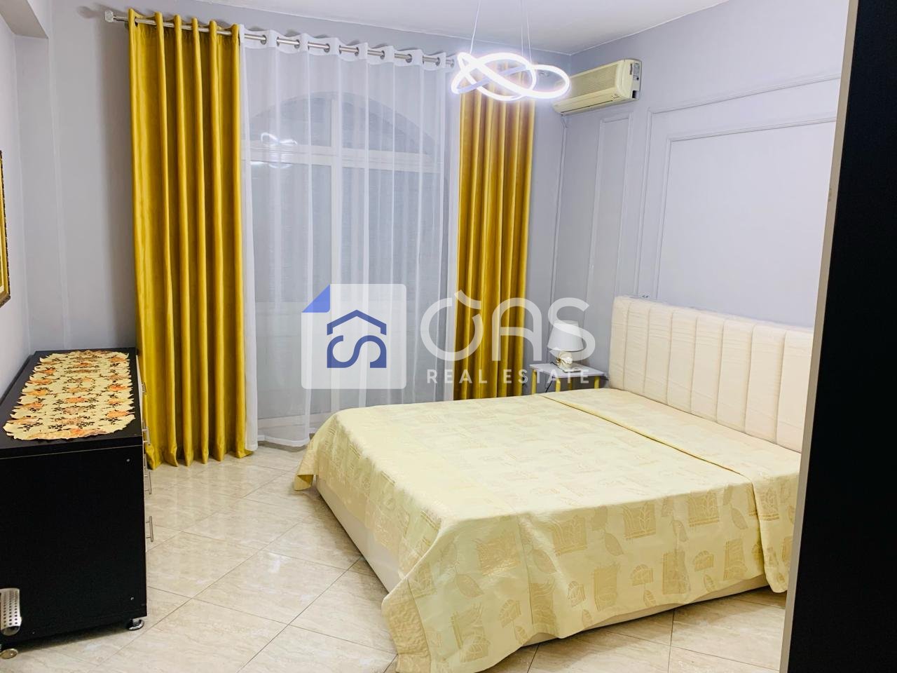 Jepet me qera  Apartament 1+1 Pran Qendres