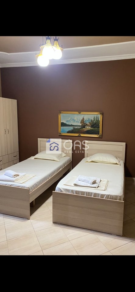 Jepet me qera  Apartament 1+1 Qender