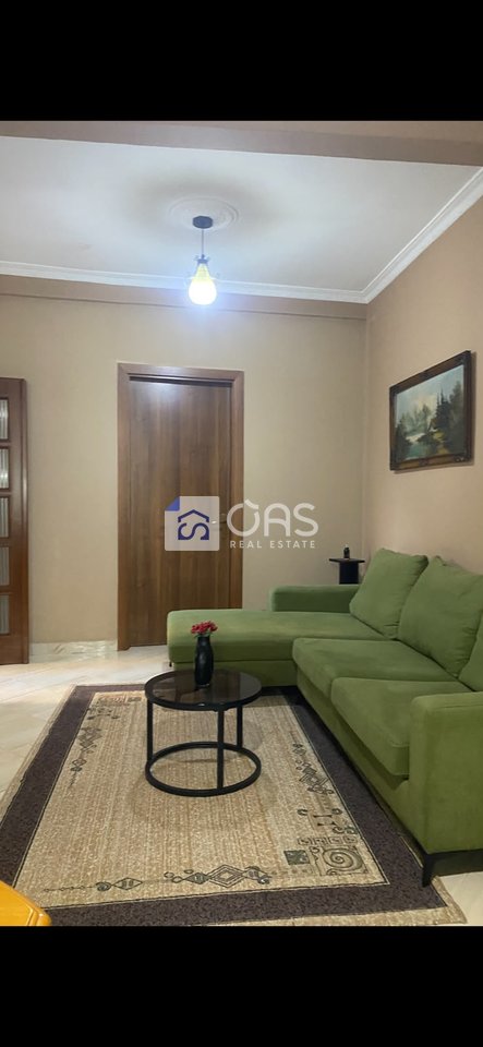 Jepet me qera  Apartament 1+1 Qender