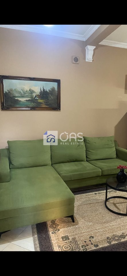 Jepet me qera  Apartament 1+1 Qender