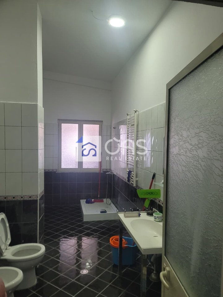 Jepet me qera apartament 2+1 ne Fresk