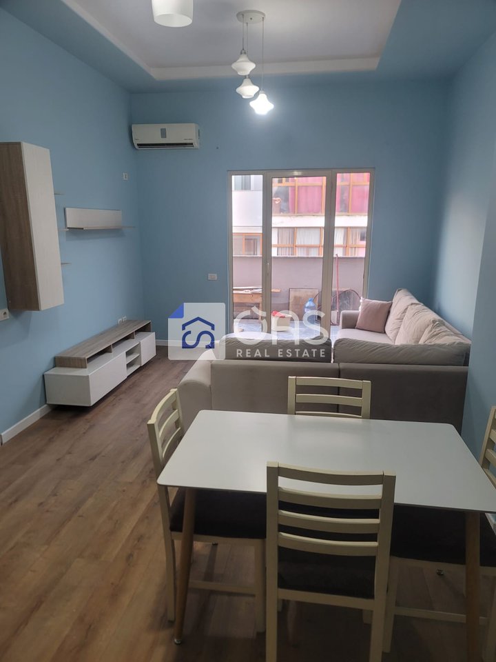 Jepet me qera apartament 2+1 ne Fresk