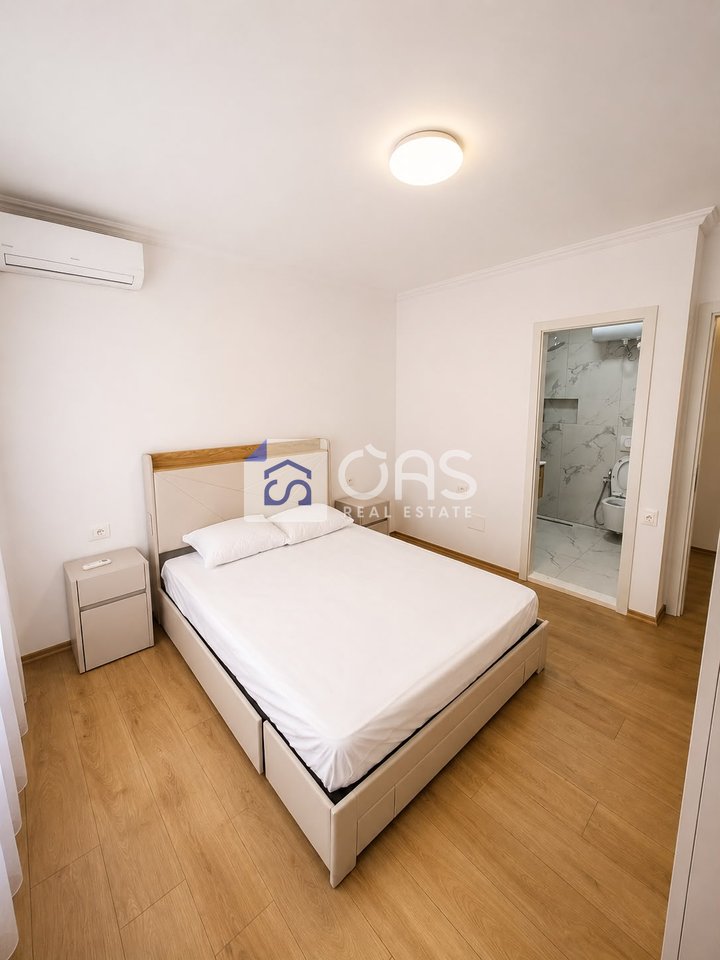 Jepet me qera  Apartament 2+1+2  Qender