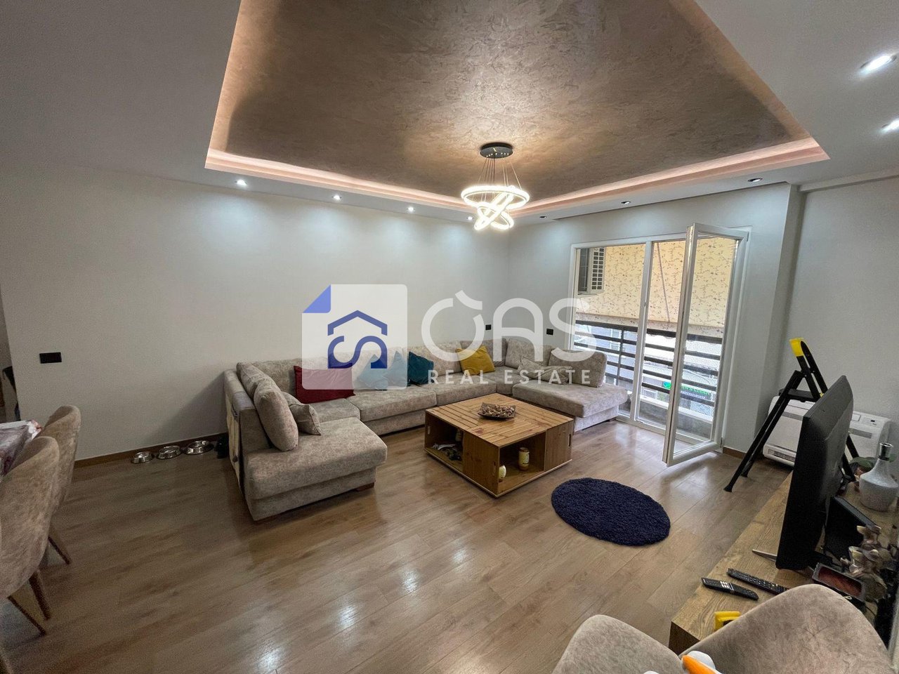 For rent 2+1 Apartment Paris Commune