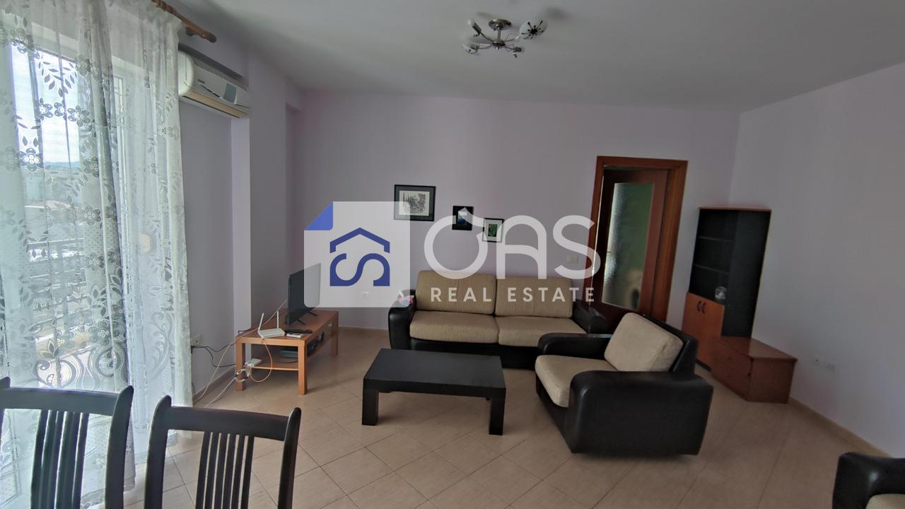 Jepet me qera  Apartament 1+1  Materniteti i ri