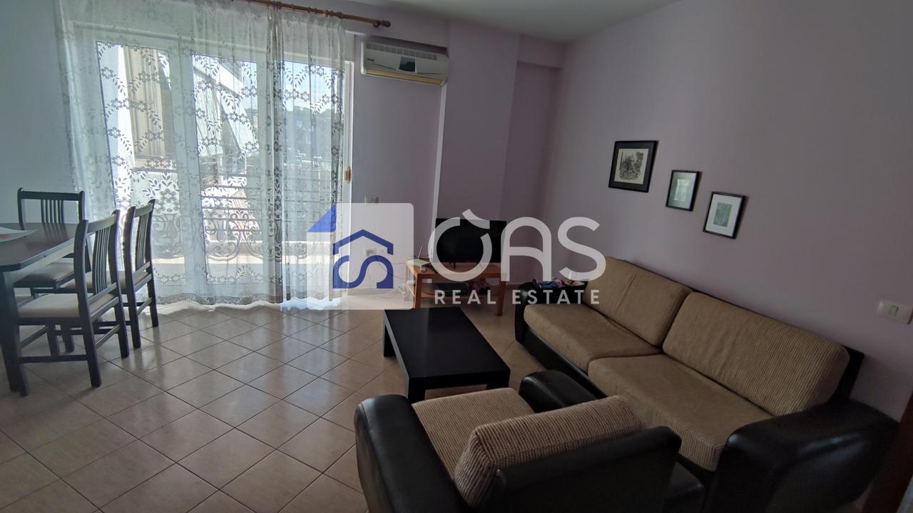 Jepet me qera  Apartament 1+1  Materniteti i ri