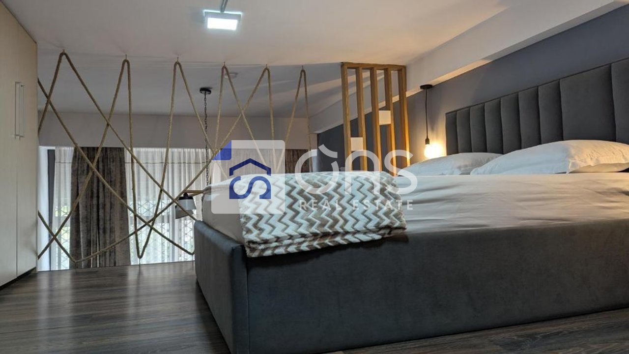 Duplex 5 Maj in affitto