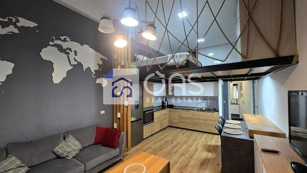 Duplex 5 Maj in affitto
