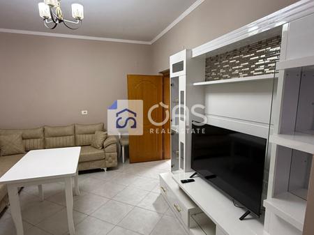 Jepet me qera Apartamenti 2+1  Kryqezimi 21 dhjetorit