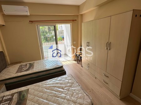 Studio apartment with balcony for rent     21 Dhjetori