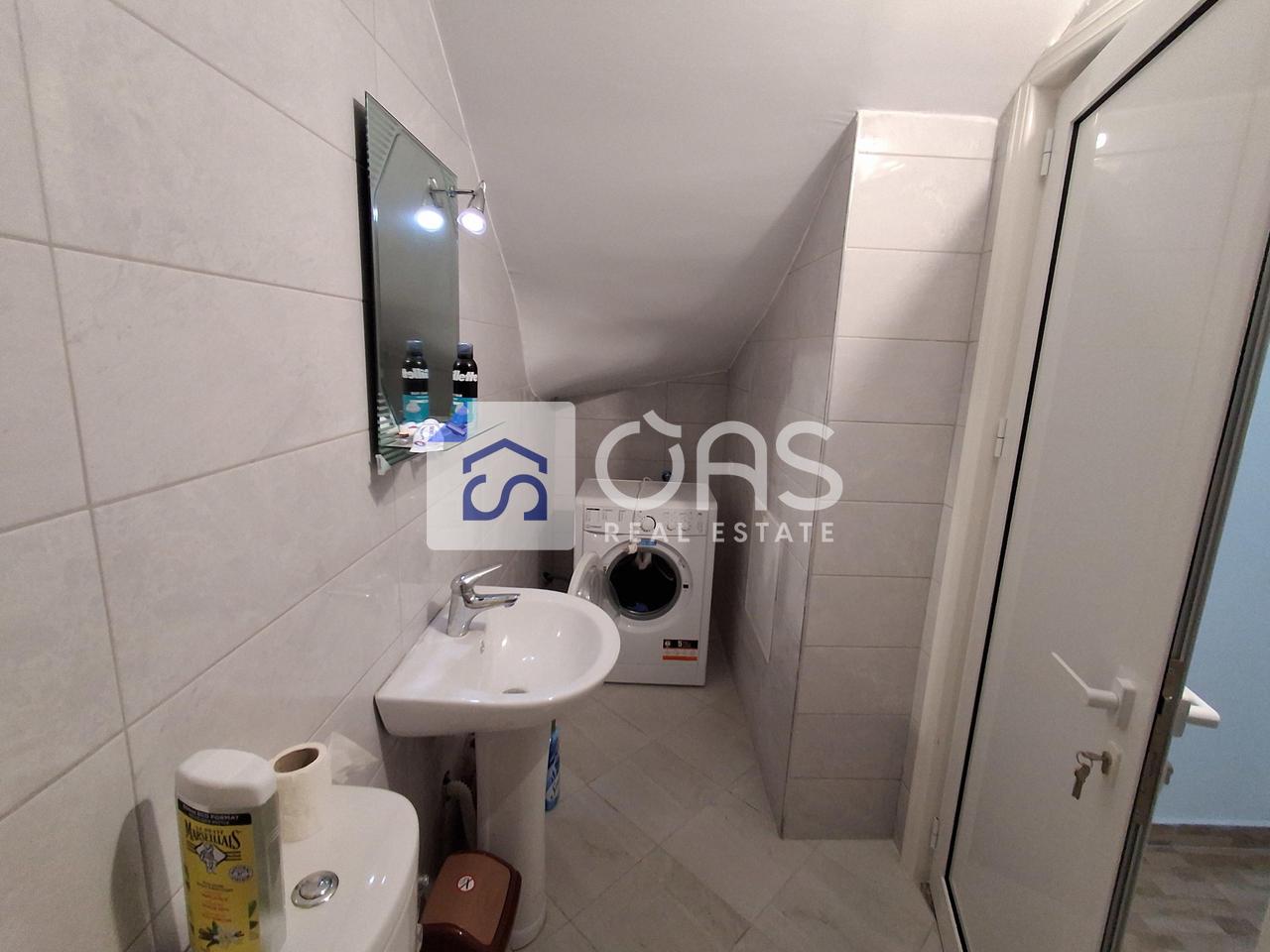 Jepet me qera Apartamenti 2+1 me Parkimi  kodra e priftit