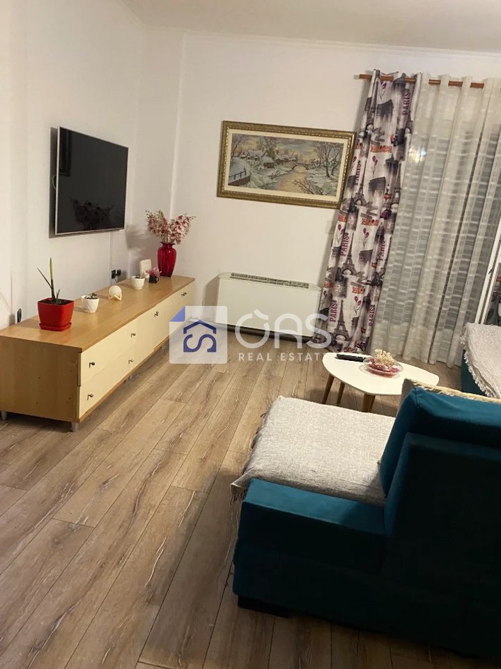 Jepet me qera Apartamenti 2+1+2  Selit