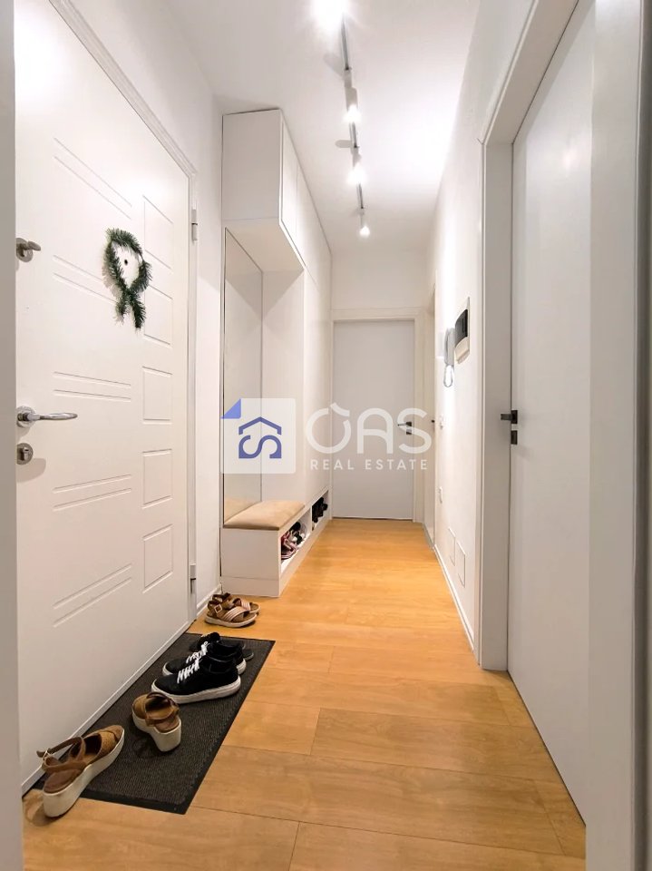 Jepet me qera Apartamenti 2+1 Ne Selite