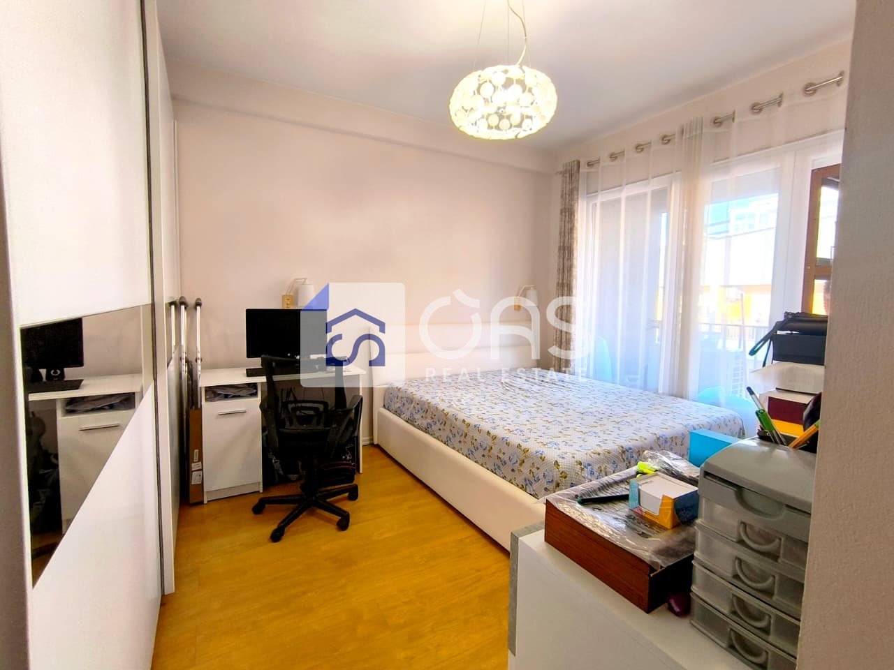 Jepet me qera Apartamenti 2+1 Ne Selite