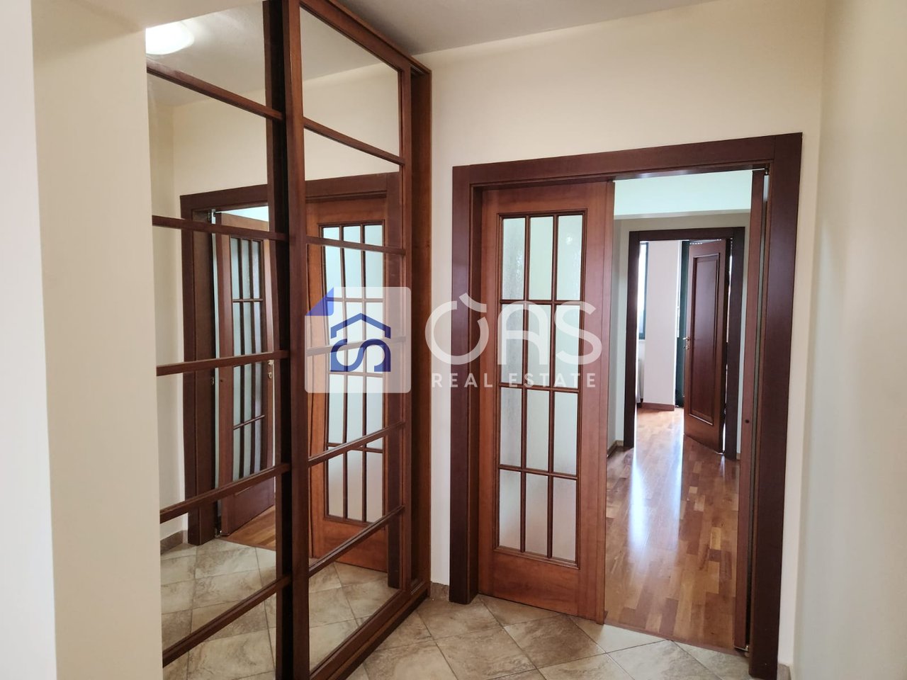 Apartment 2+1 for rent near Mother Teresa Square