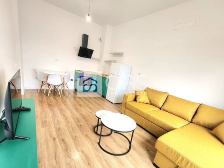 Jepet me qera Apartamenti 1+1 Ali Demi Kompleks Kaimi
