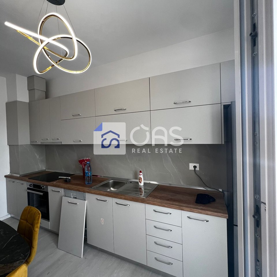 Appartamento 2+1+2+Posto Auto in affitto ad Astir (River Residenc)
