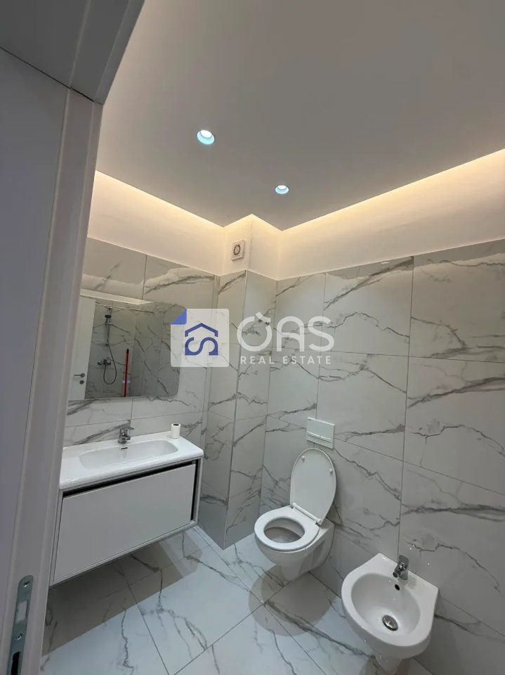 Jepet me qera Apartamenti 1+1 Laprak E88