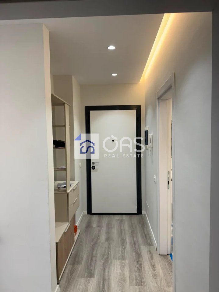 Jepet me qera Apartamenti 1+1 Laprak E88